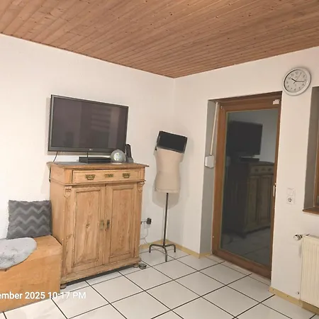 Ruhige Mit Grosser Terrasse Hoeringen