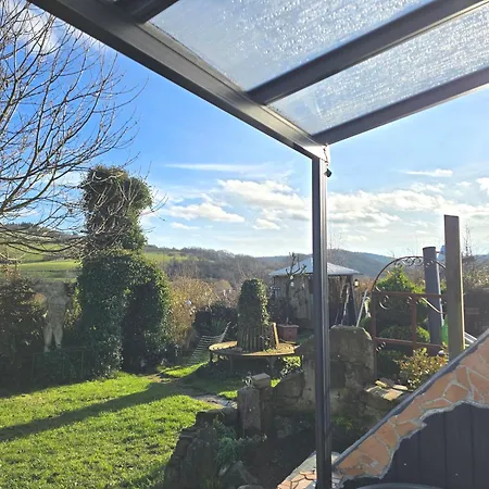 Ruhige Mit Grosser Terrasse Lejlighed